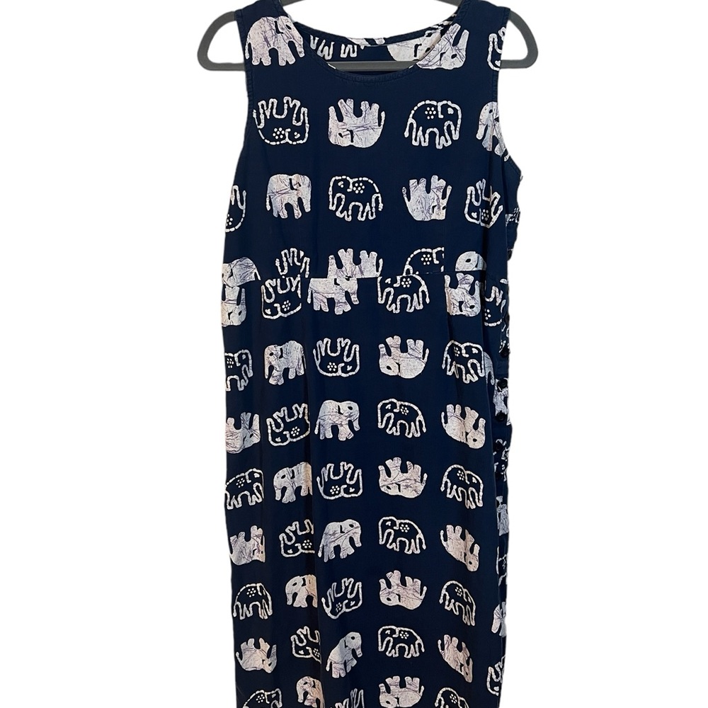 An elephant dress in size large